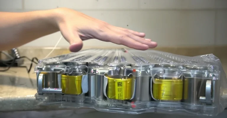 What Tesla Battery Is Made Of
